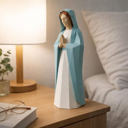 La Vierge Marie – Statue papercraft 3D, douceur et sérénité