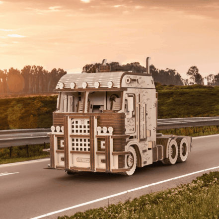 Camion avec sa remorque