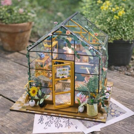 Maison Miniature Serre Ensoleillée