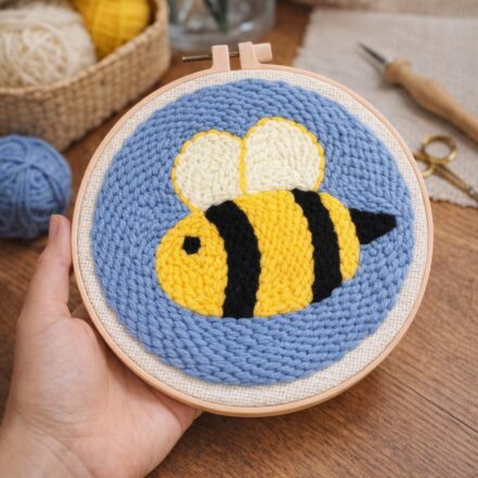 Punch Needle Abeille mignonne