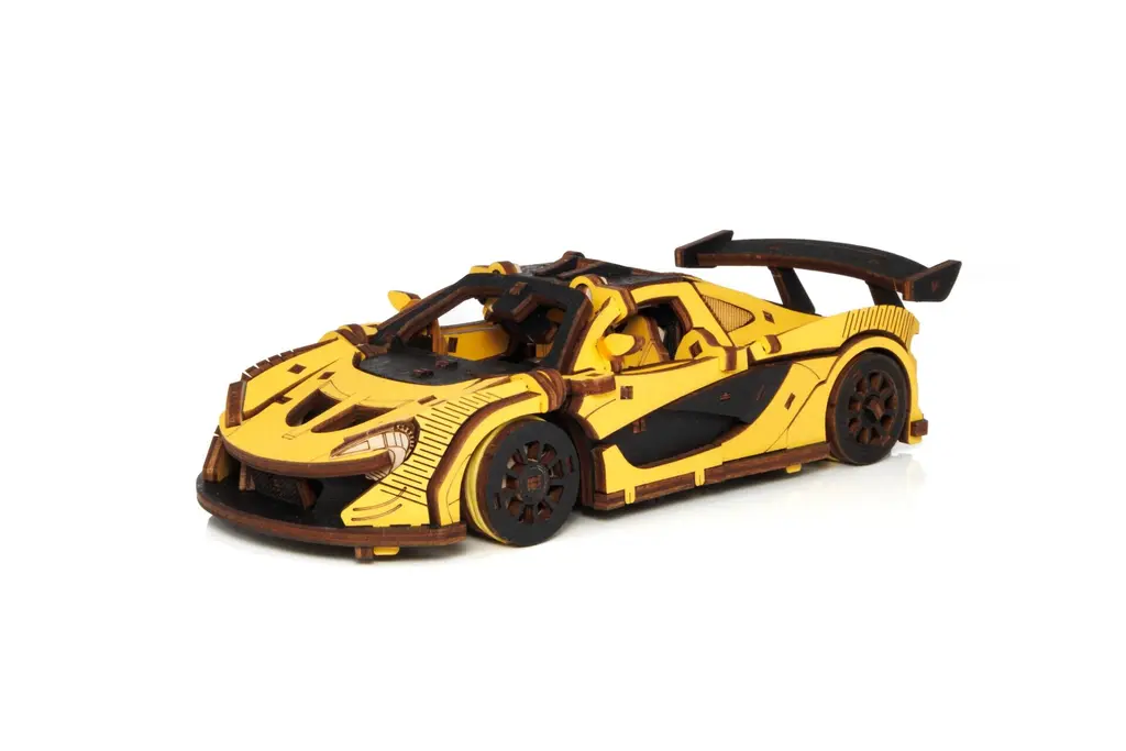 Maquette 3D voiture jaune en bois à construire Maquette 3D voiture jaune en bois à construire